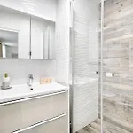 Unique Marais Location 1br 4p By Melvane